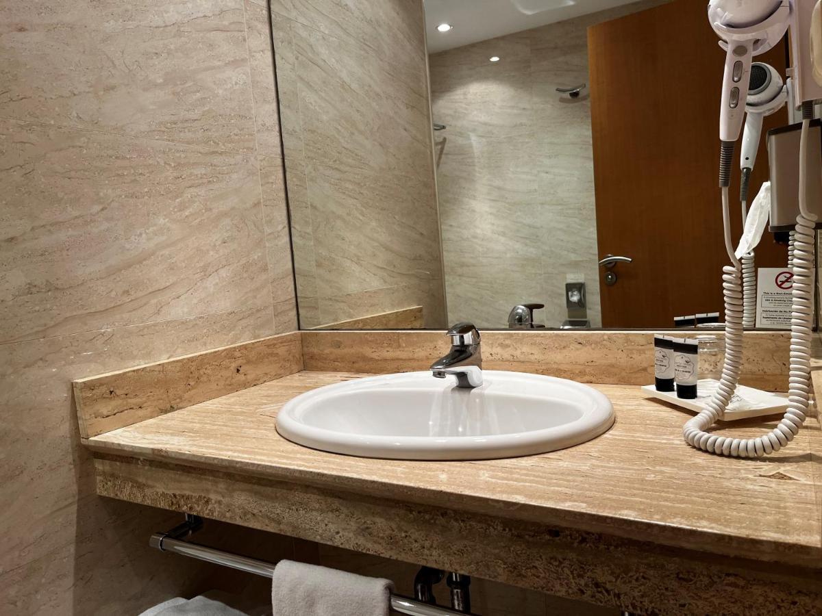 Holiday Inn Express Logrono Rioja By Ihg Εξωτερικό φωτογραφία