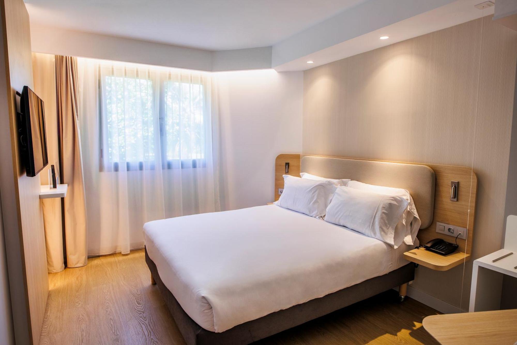 Holiday Inn Express Logrono Rioja By Ihg Εξωτερικό φωτογραφία