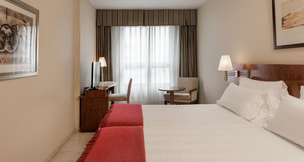 Holiday Inn Express Logrono Rioja By Ihg Εξωτερικό φωτογραφία